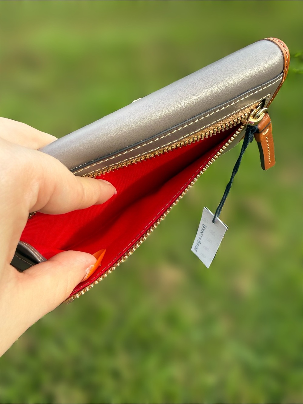 Dooney & Bourke Pebble Grain Continental Clutch Wallet - Picture 5 of 8
